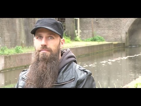 Salaheddine ondervraagt bekeerlingen! Afl 3 (Nourdeen Wildeman)